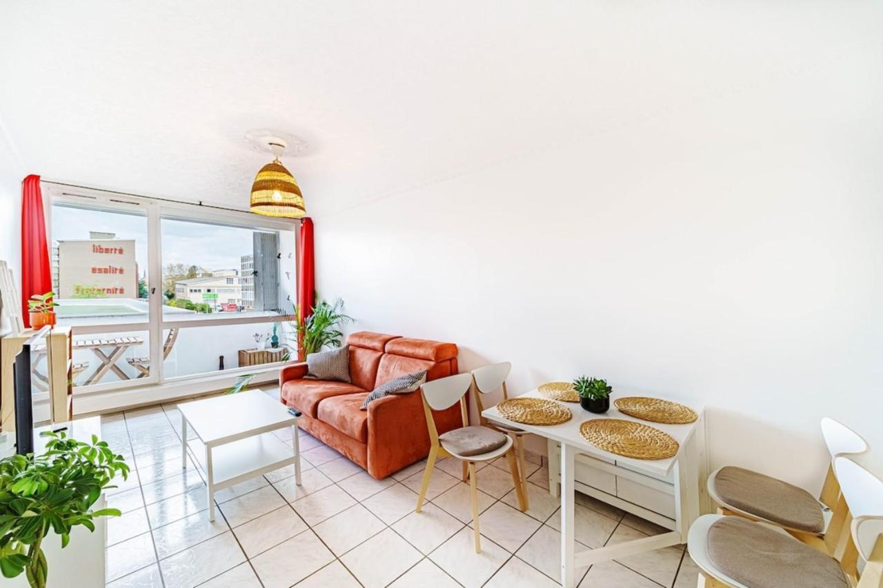 Atypical Apartment With Balcony & Interior Stairs Villeurbanne Exteriér fotografie