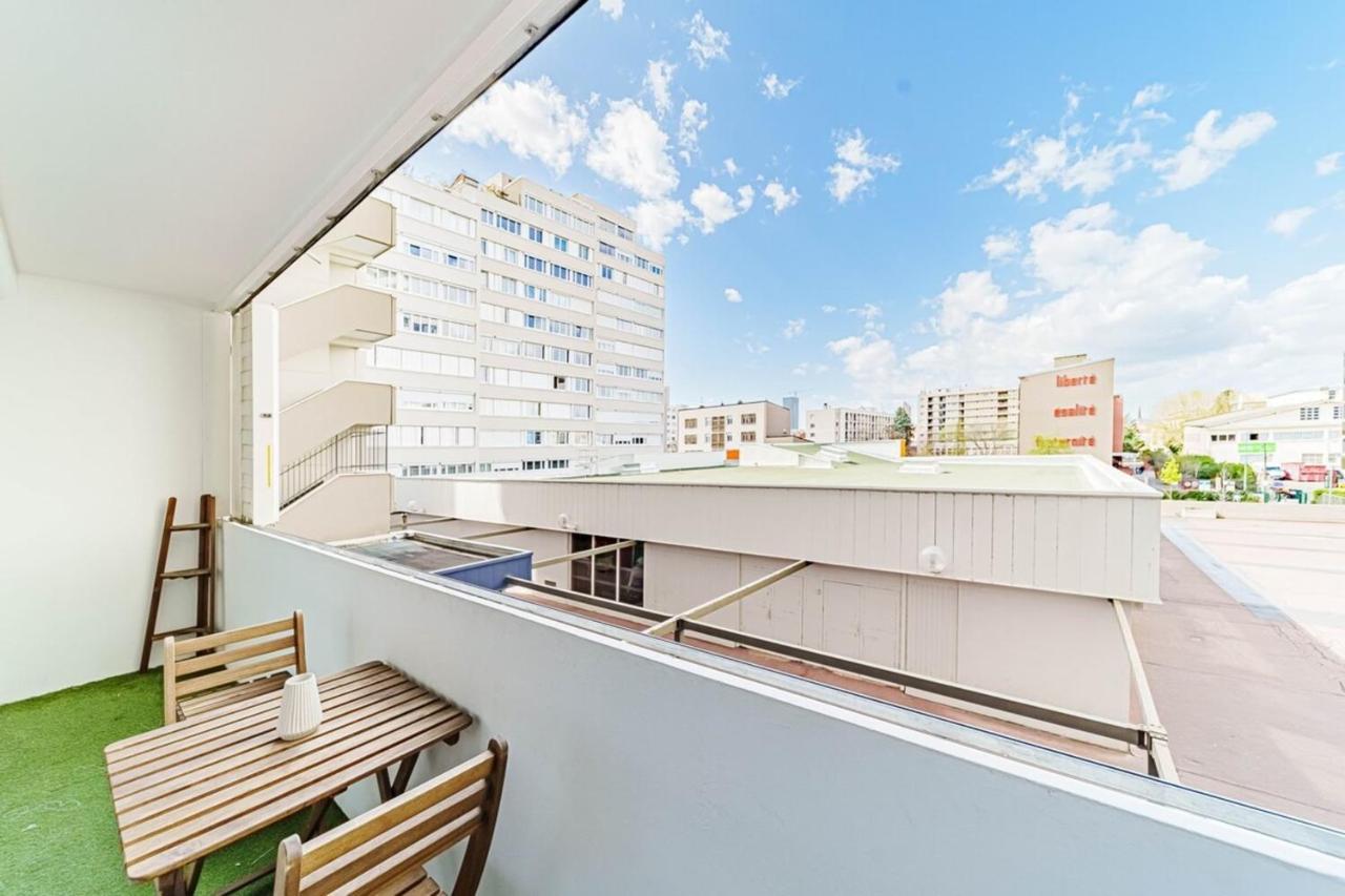 Atypical Apartment With Balcony & Interior Stairs Villeurbanne Exteriér fotografie