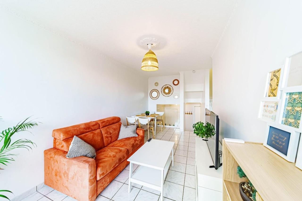 Atypical Apartment With Balcony & Interior Stairs Villeurbanne Exteriér fotografie